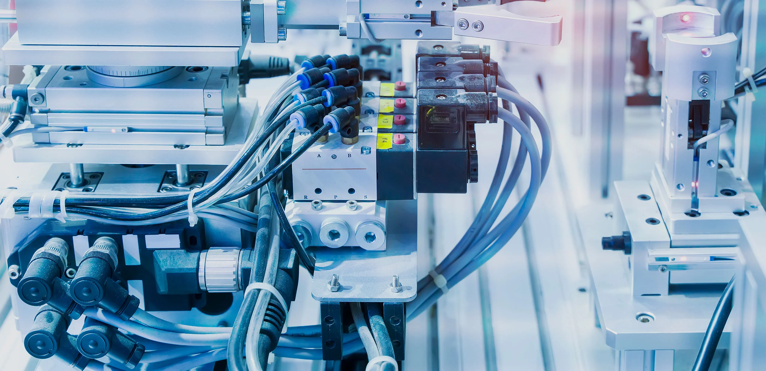 Hochwertige elektrische Komponenten